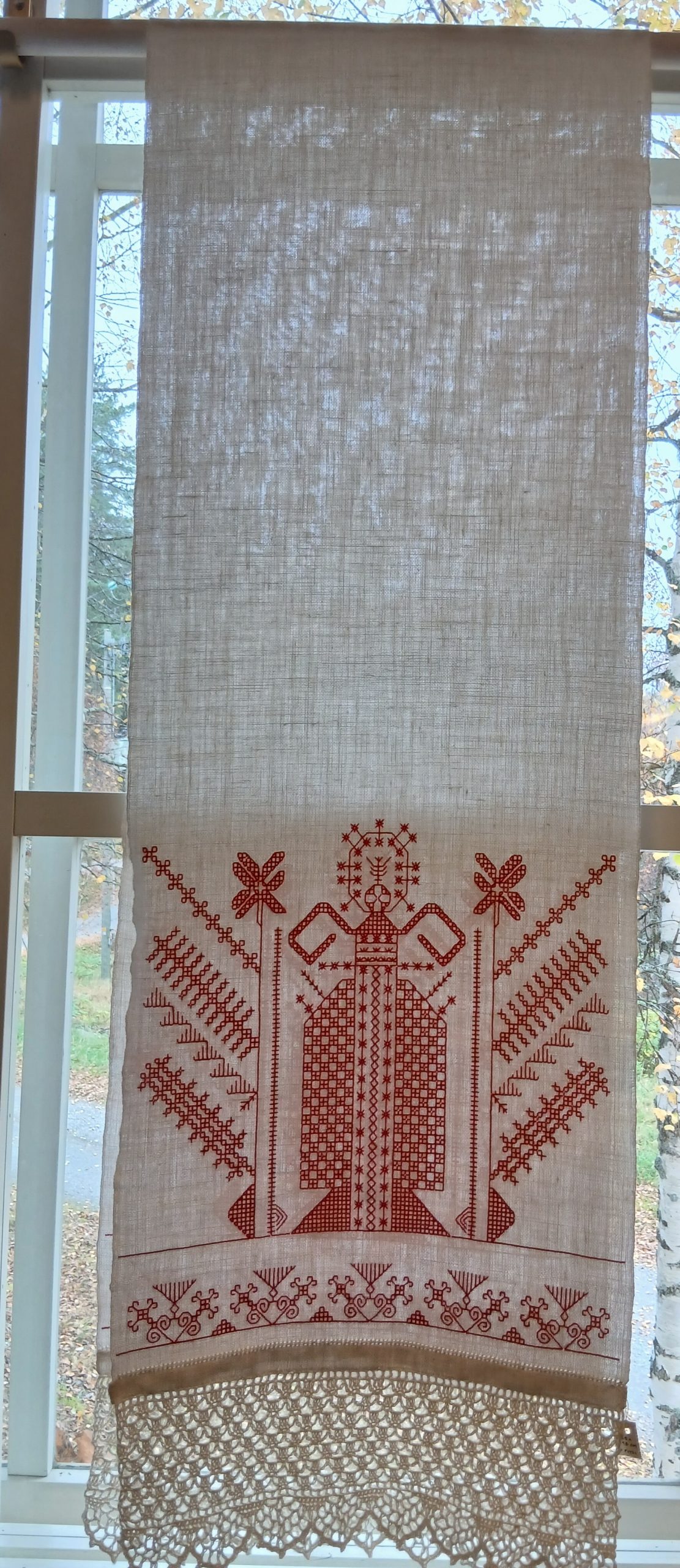 Käspaikka käsintehty